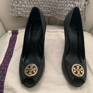 Tory Burch peep toe wedge size 10